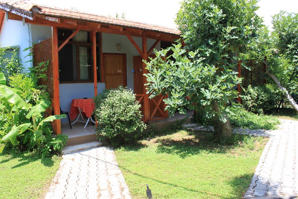 Yildiz Pension Bungalows Çıralı Rum bild