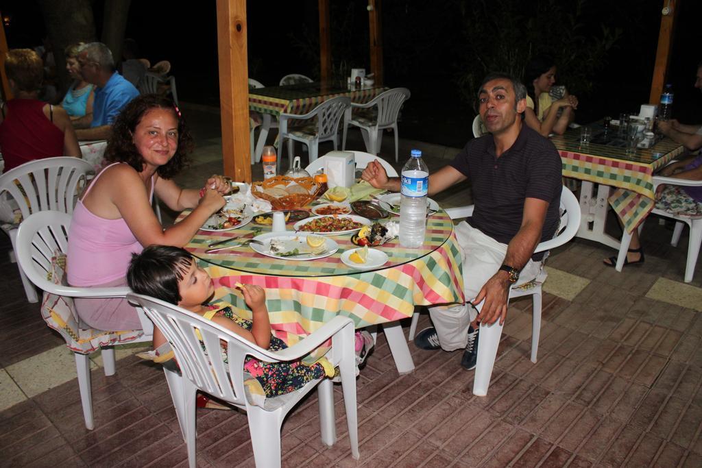Yildiz Pension Bungalows Çıralı Exteriör bild